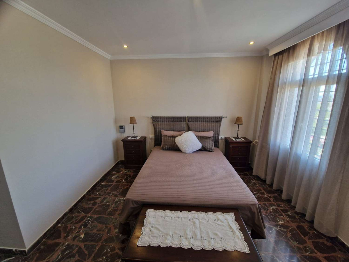 Huis te koop in Alhaurín de la Torre | 4 slaapkamers H5155327