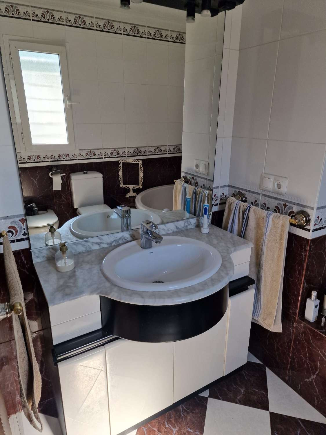 Huis te koop in Alhaurín de la Torre | 4 slaapkamers H5155327