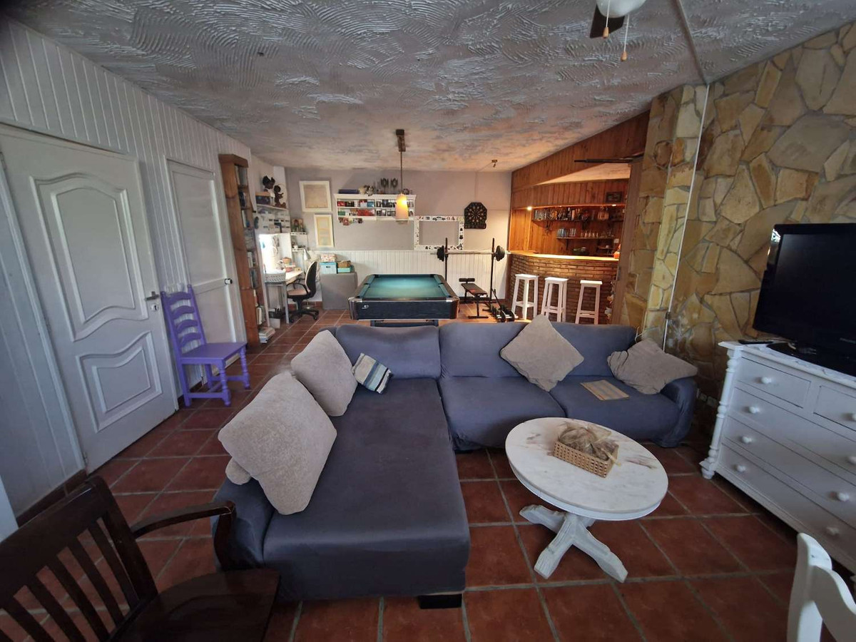 Huis te koop in Alhaurín de la Torre | 4 slaapkamers H5155327