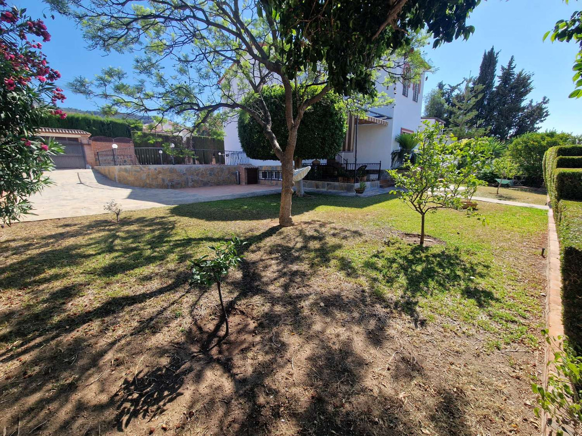 Huis te koop in Alhaurín de la Torre | 4 slaapkamers H5155327