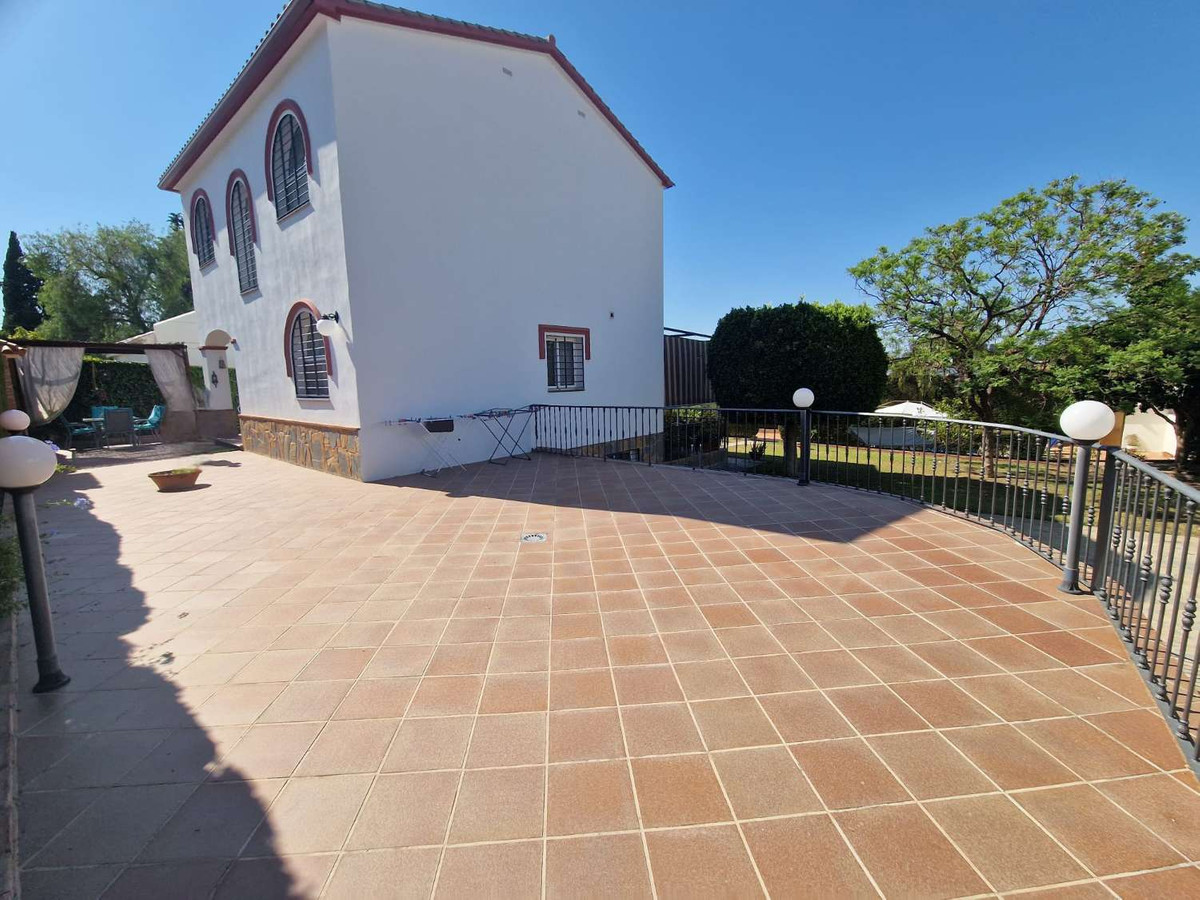 Huis te koop in Alhaurín de la Torre | 4 slaapkamers H5155327