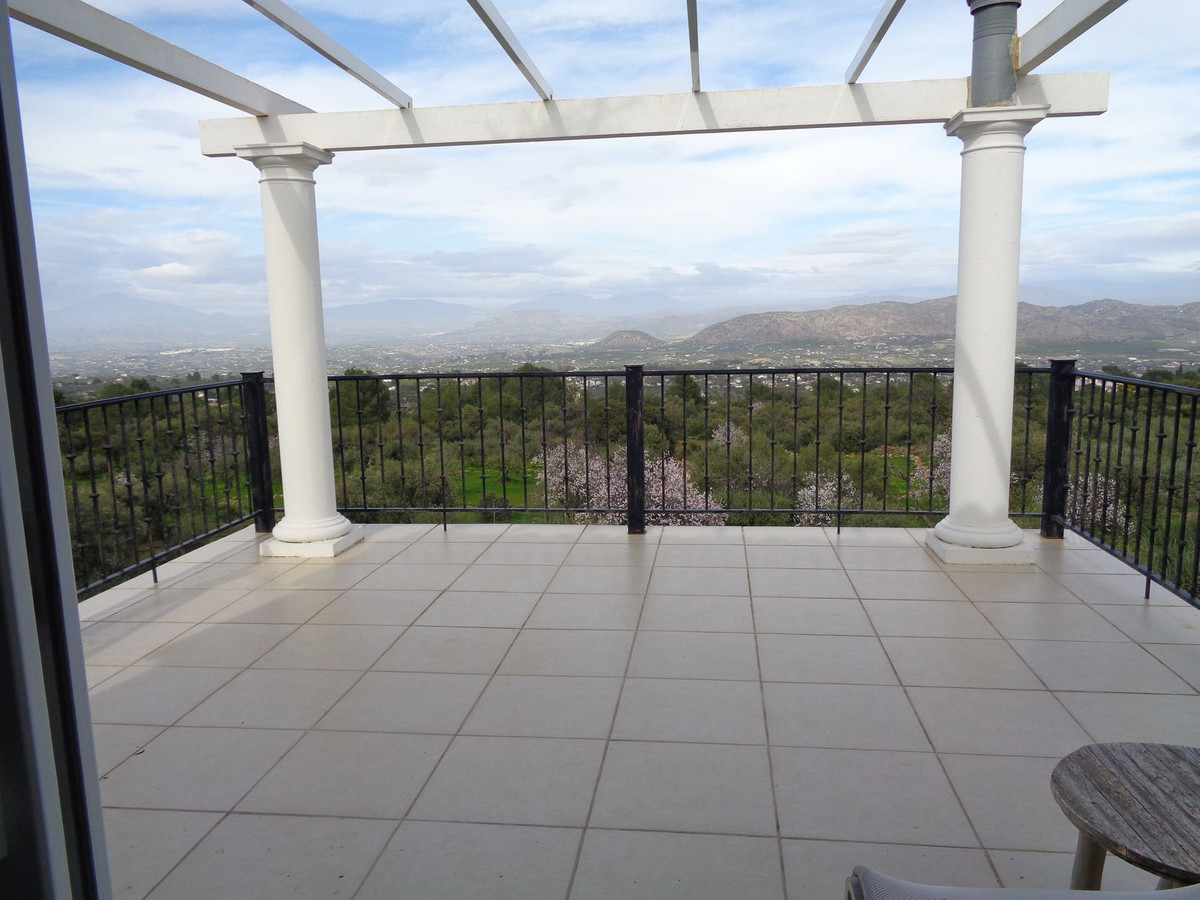 Huis te koop in Alhaurín de la Torre | 4 slaapkamers H5177461