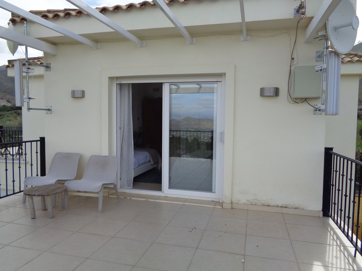 Huis te koop in Alhaurín de la Torre | 4 slaapkamers H5177461