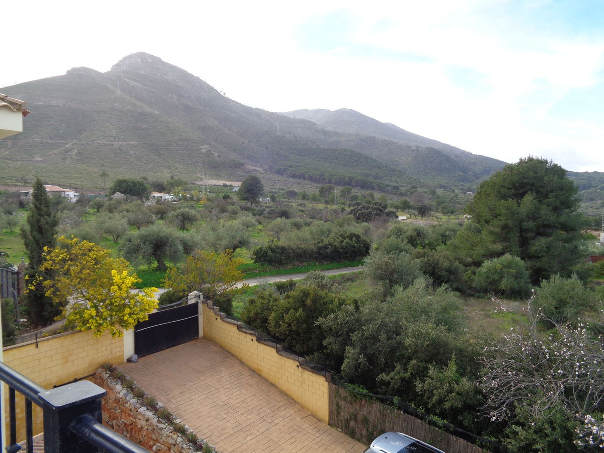 Huis te koop in Alhaurín de la Torre | 4 slaapkamers H5177461