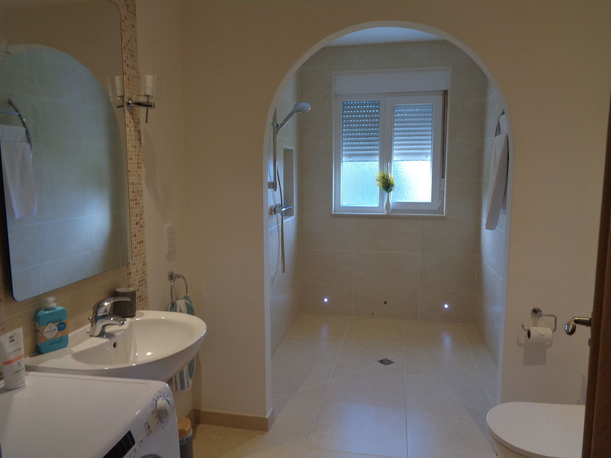 Huis te koop in Alhaurín de la Torre | 4 slaapkamers H5177461