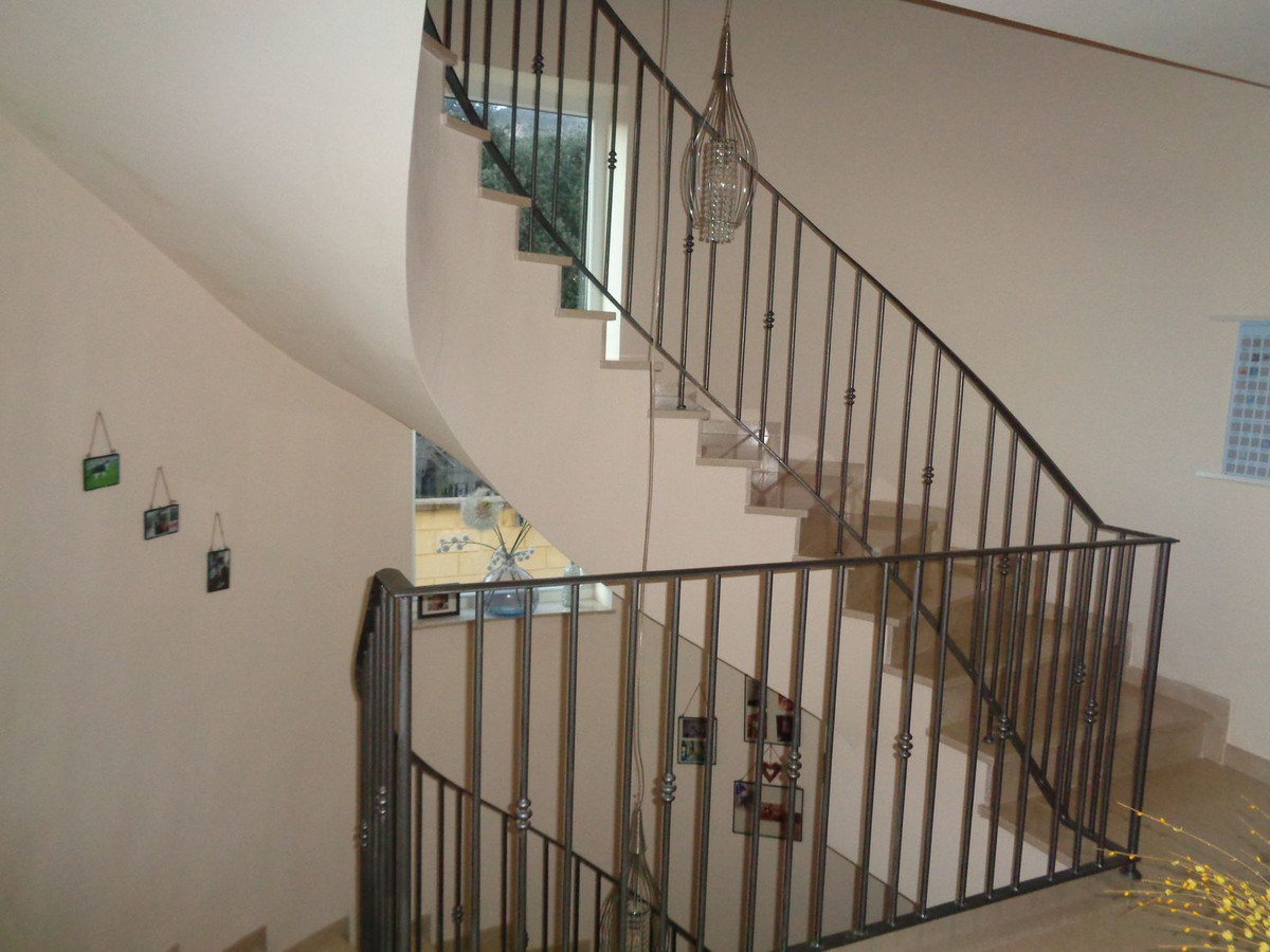 Huis te koop in Alhaurín de la Torre | 4 slaapkamers H5177461