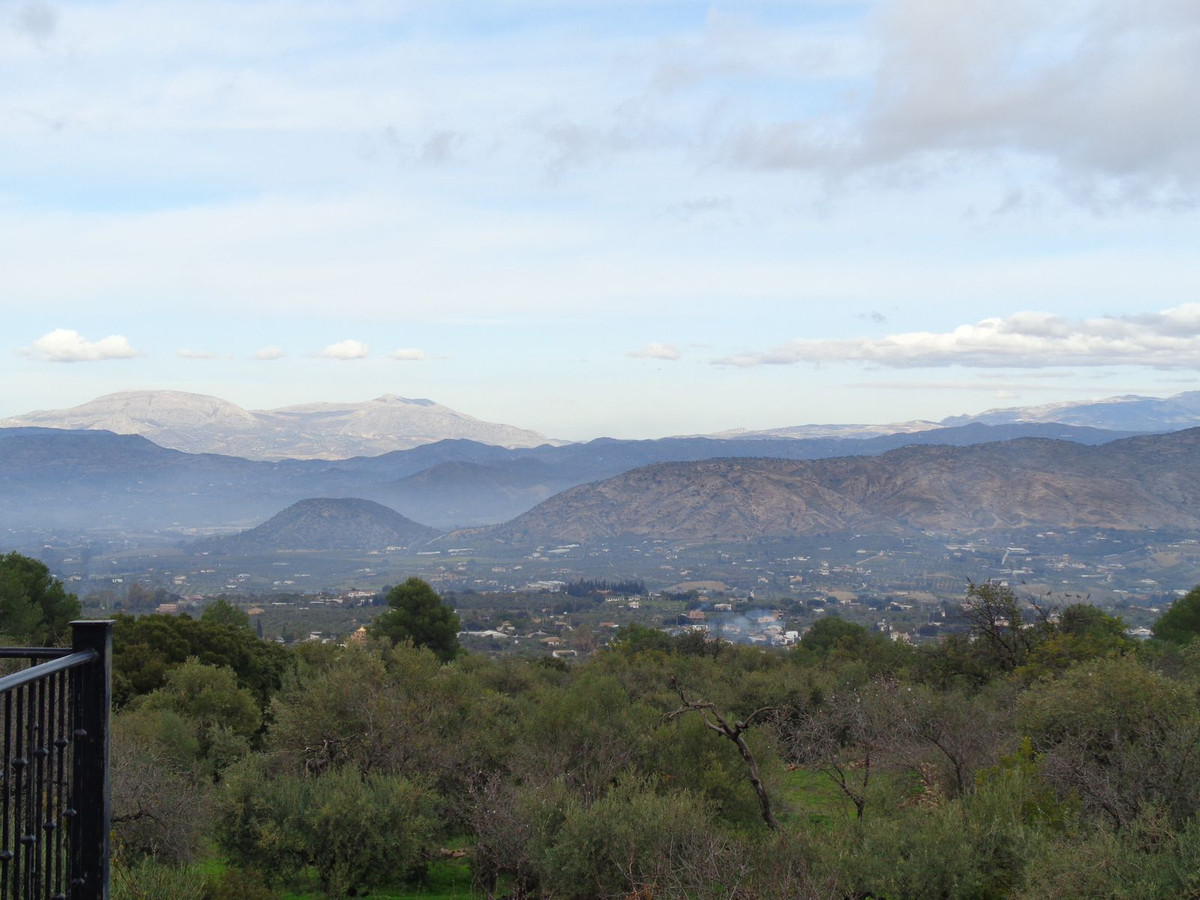 Huis te koop in Alhaurín de la Torre | 4 slaapkamers H5177461