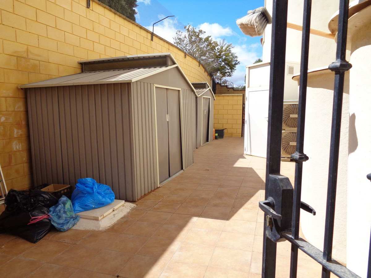 Huis te koop in Alhaurín de la Torre | 4 slaapkamers H5177461