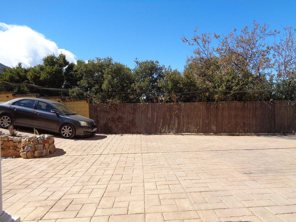 Huis te koop in Alhaurín de la Torre | 4 slaapkamers H5177461