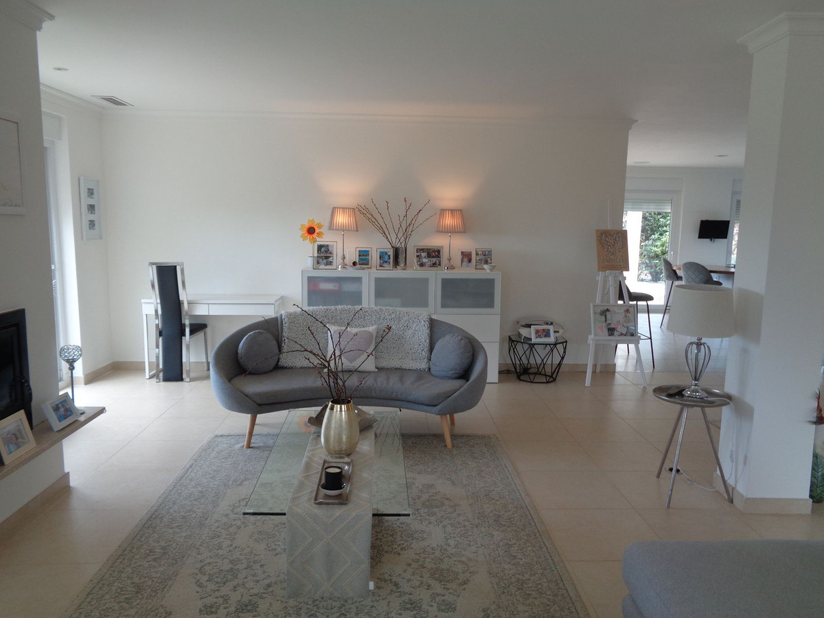 Huis te koop in Alhaurín de la Torre | 4 slaapkamers H5177461