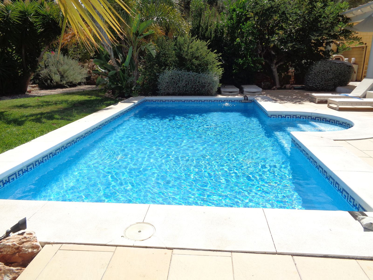 Huis te koop in Alhaurín de la Torre | 4 slaapkamers H5177461