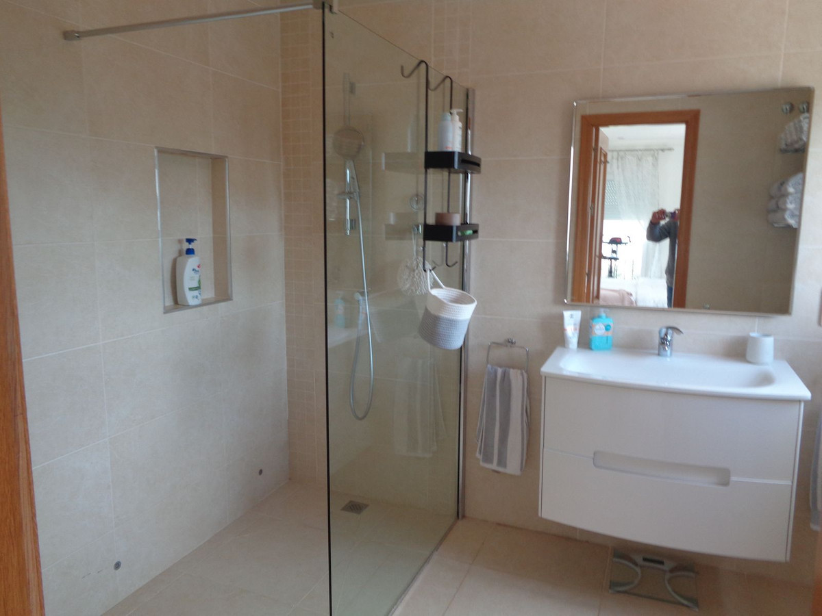 Huis te koop in Alhaurín de la Torre | 4 slaapkamers H5177461