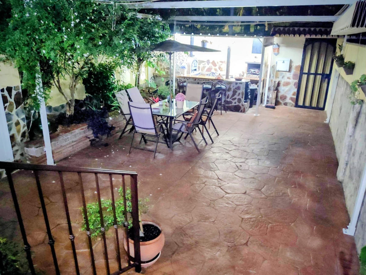 Huis te koop in Alhaurín de la Torre | 4 slaapkamers H5217703