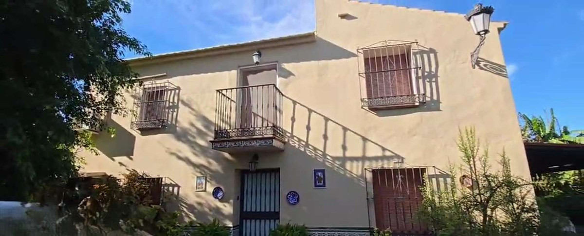 Huis te koop in Alhaurín de la Torre | 6 slaapkamers H5233870
