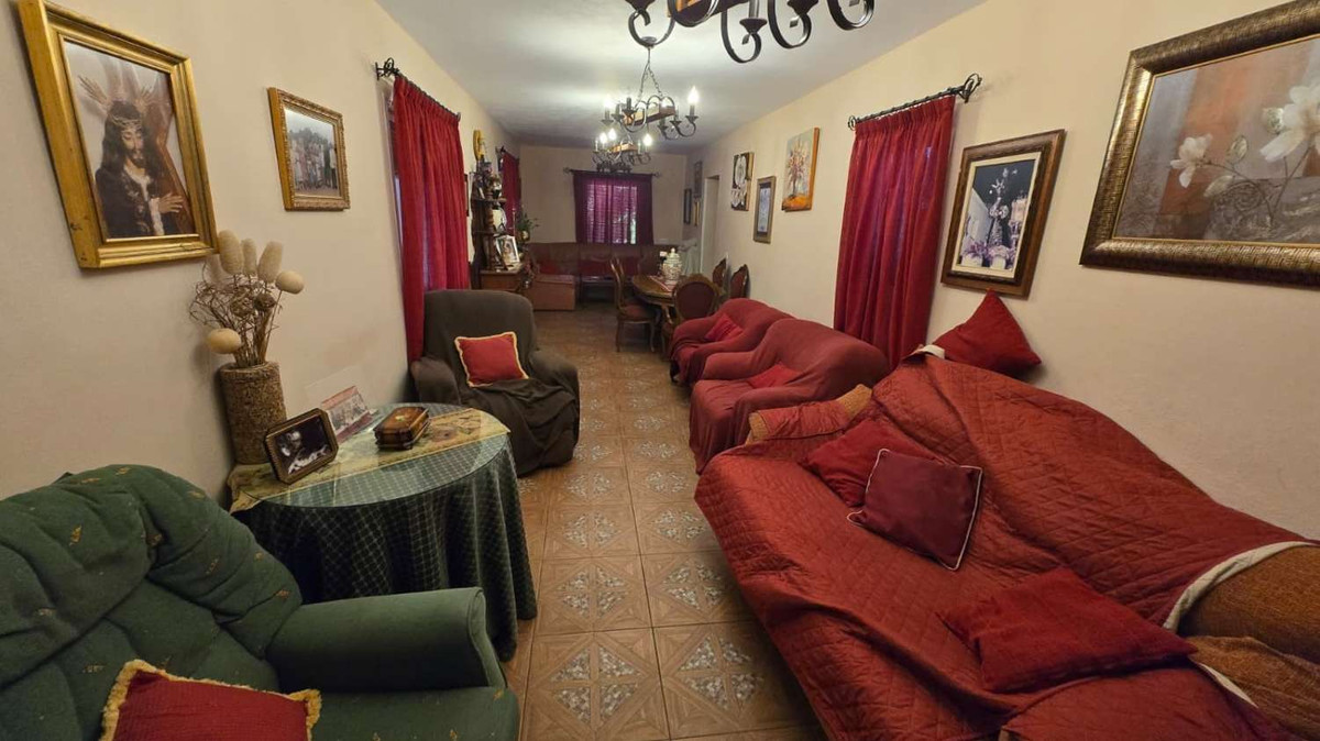 Huis te koop in Alhaurín de la Torre | 6 slaapkamers H5233870