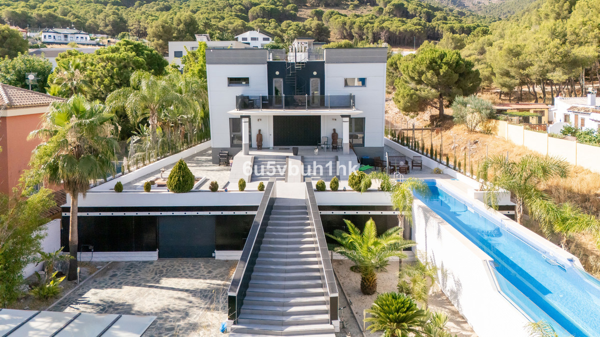 Huis te koop in Alhaurín de la Torre | 5 slaapkamers H5251009