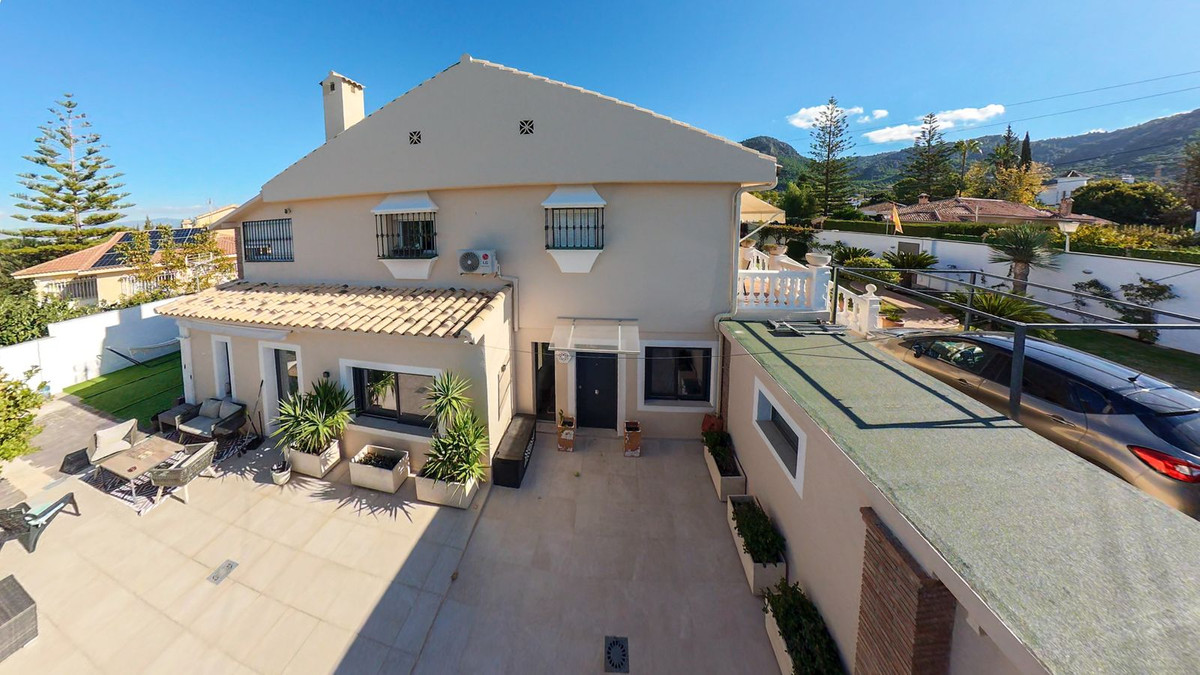 Huis te koop in Alhaurín de la Torre | 7 slaapkamers H5296750