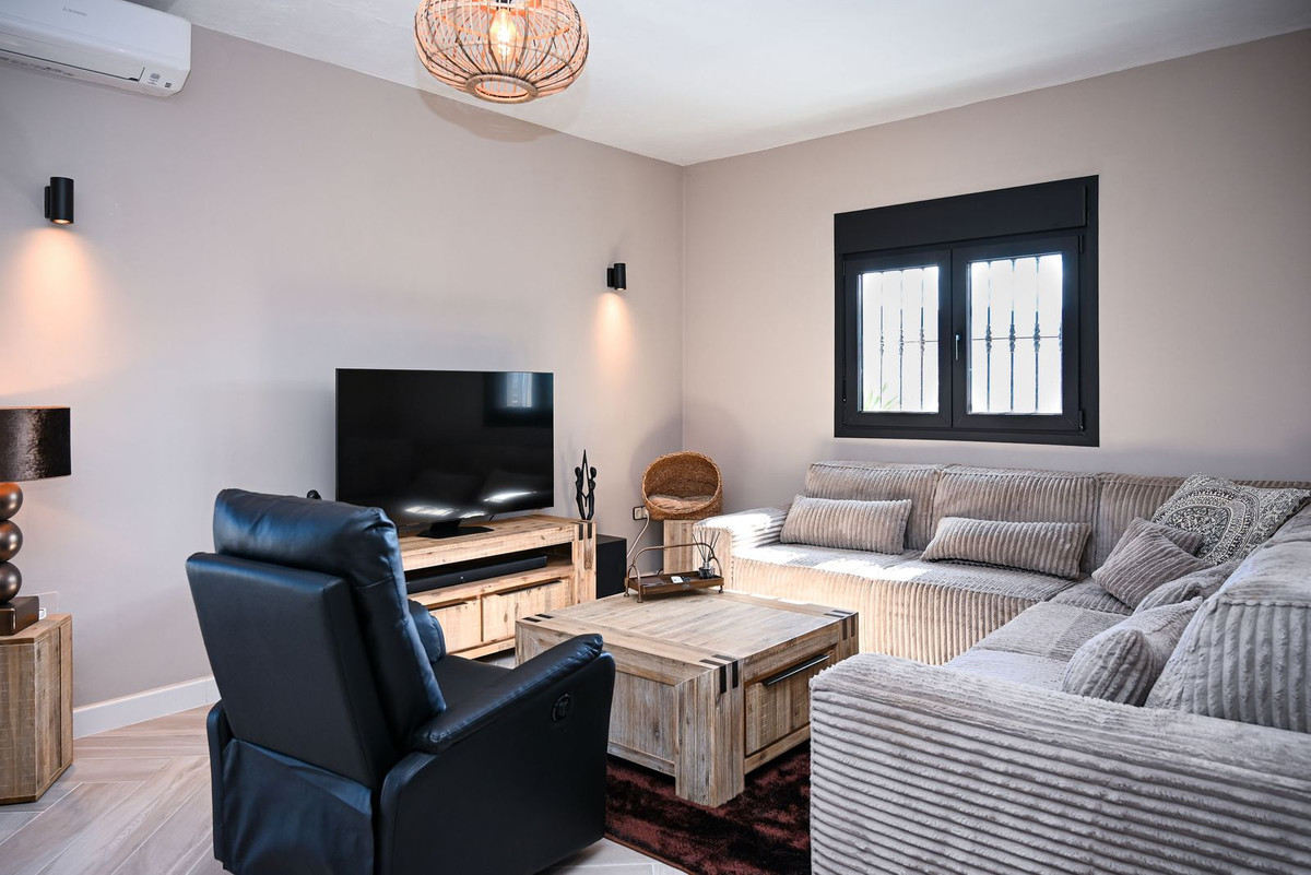 Huis te koop in Alhaurín de la Torre | 4 slaapkamers H5311393