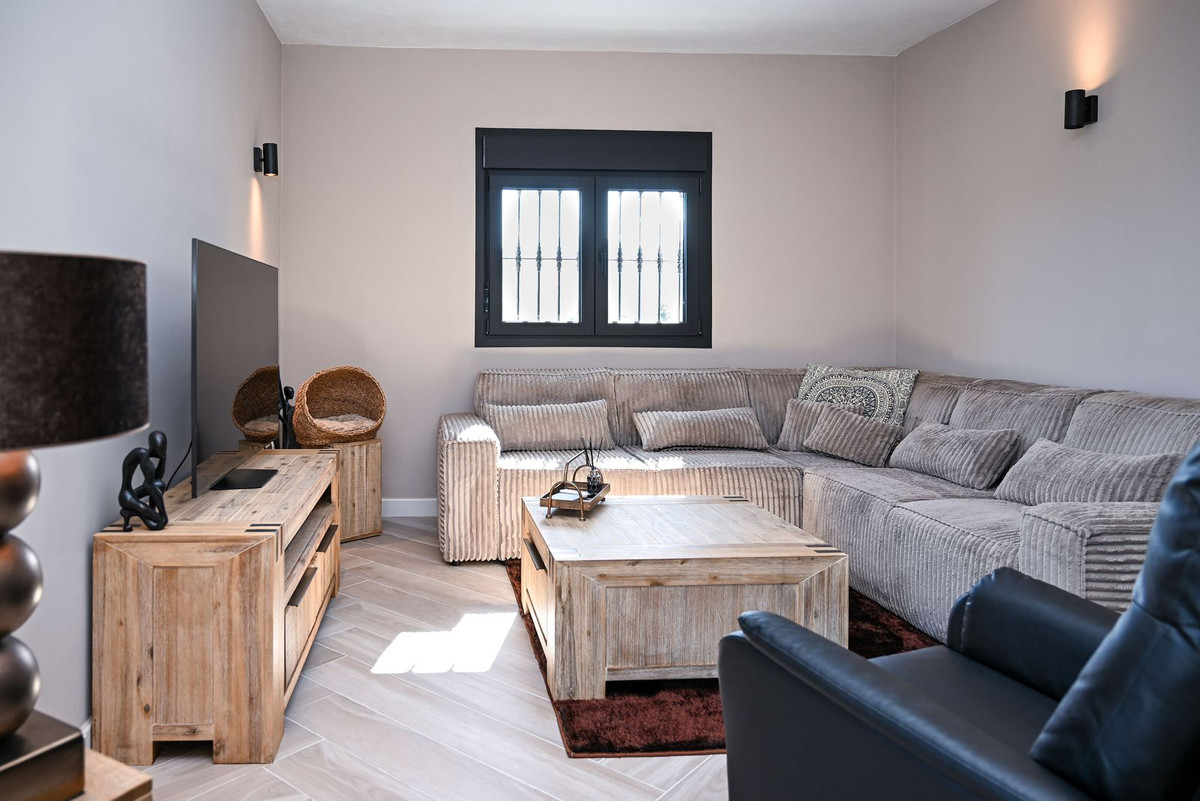 Huis te koop in Alhaurín de la Torre | 4 slaapkamers H5311393