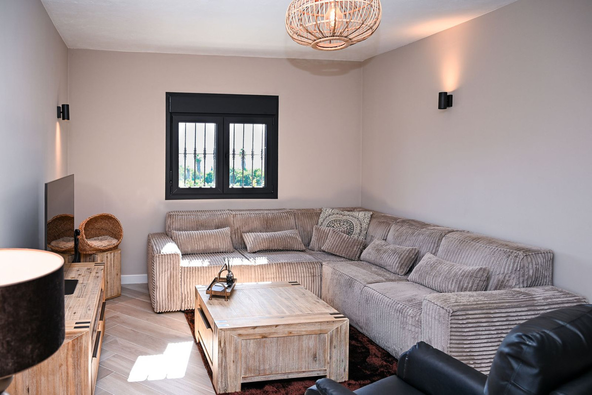 Huis te koop in Alhaurín de la Torre | 4 slaapkamers H5311393