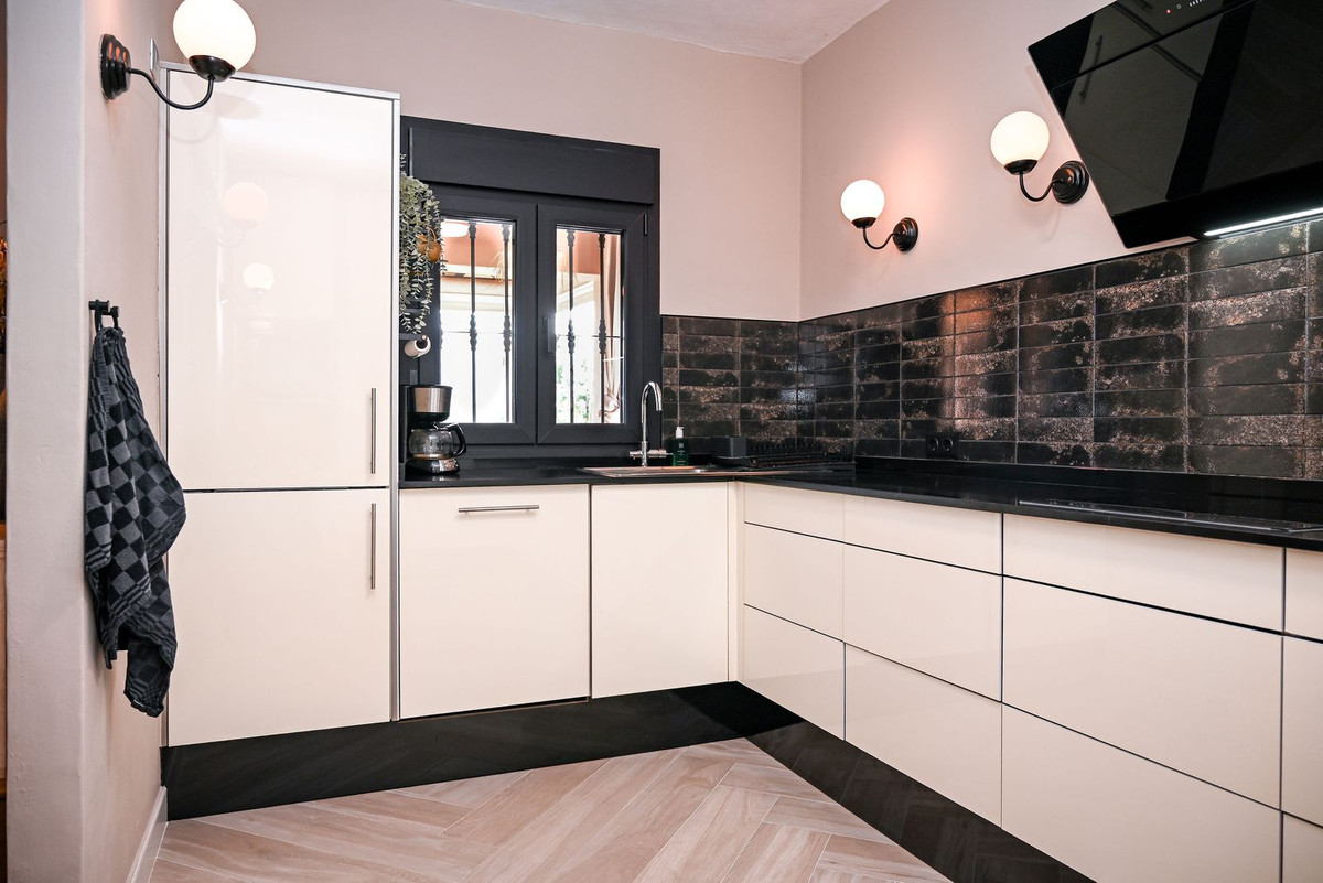 Huis te koop in Alhaurín de la Torre | 4 slaapkamers H5311393