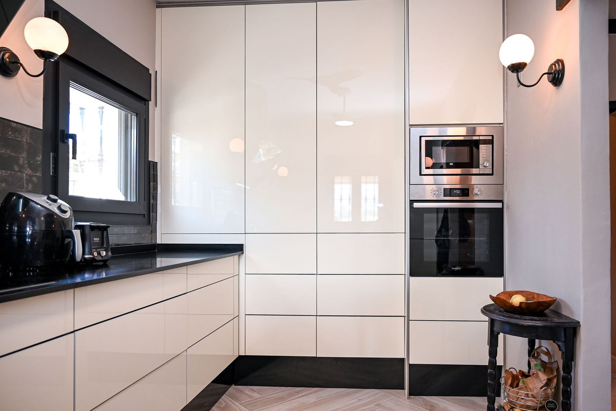 Huis te koop in Alhaurín de la Torre | 4 slaapkamers H5311393