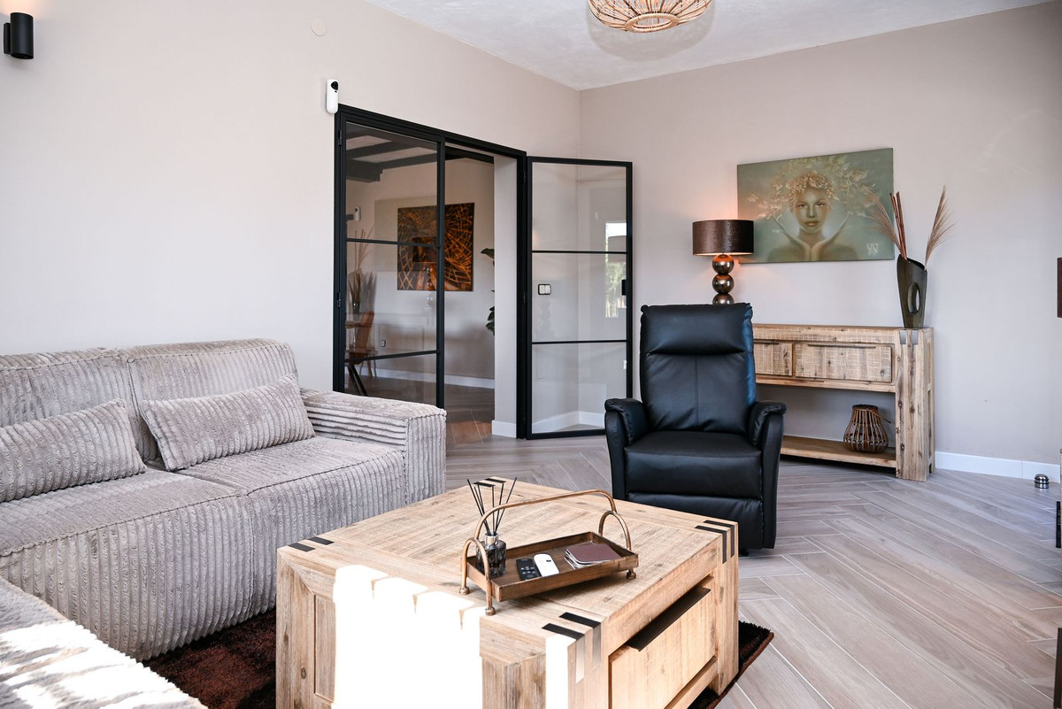 Huis te koop in Alhaurín de la Torre | 4 slaapkamers H5311393