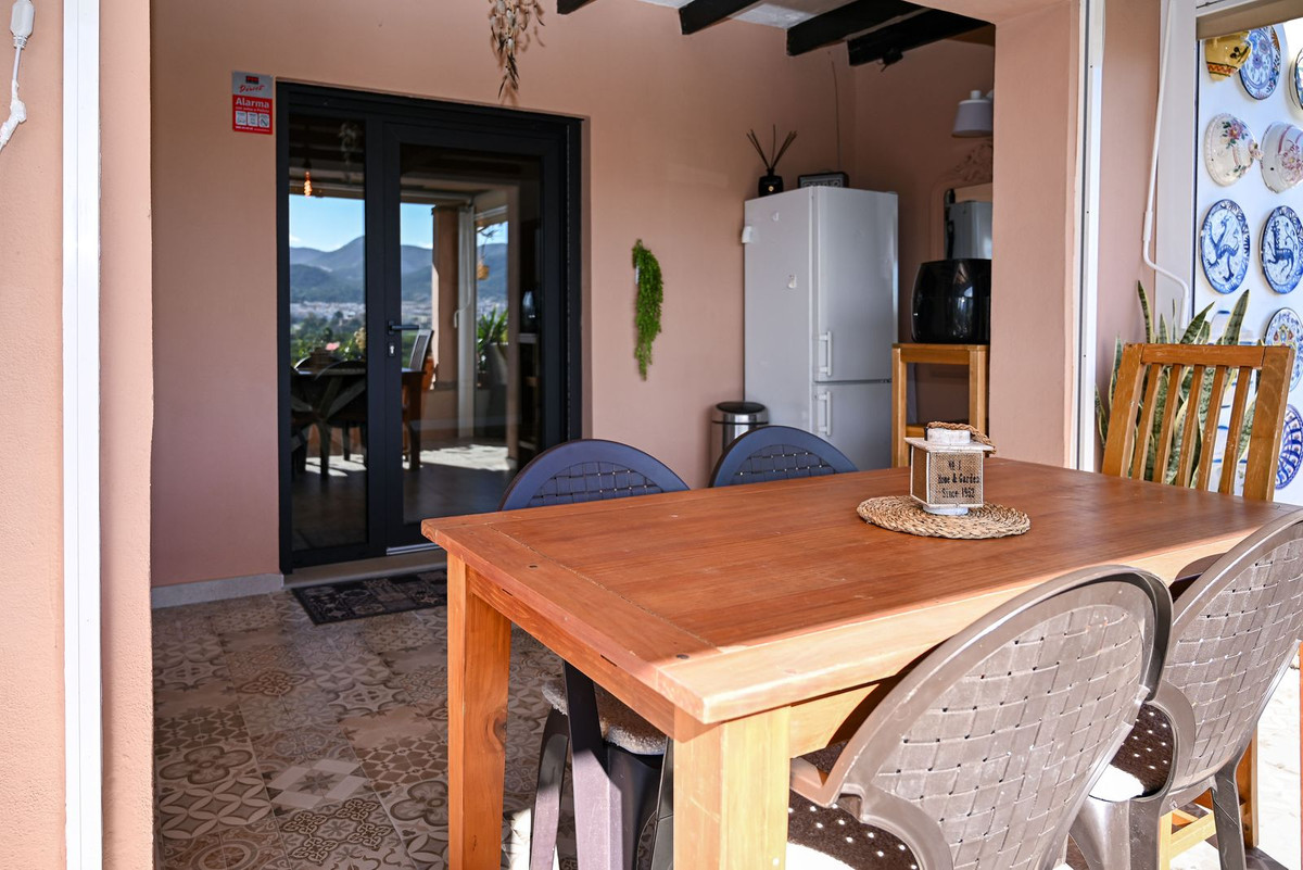 Huis te koop in Alhaurín de la Torre | 4 slaapkamers H5311393