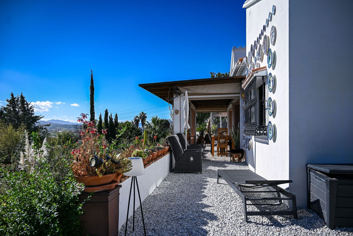 Huis te koop in Alhaurín de la Torre | 4 slaapkamers H5311393