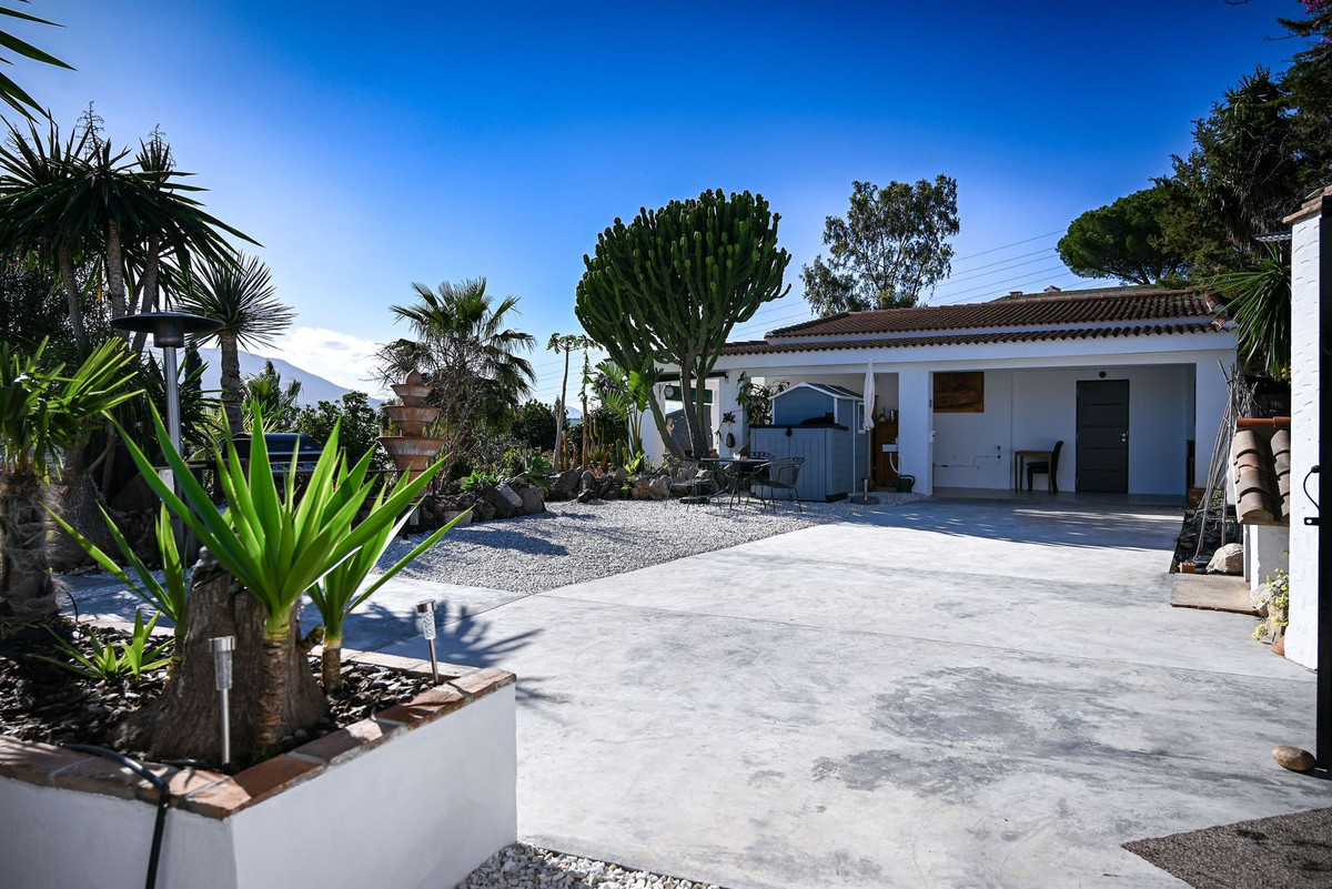 Huis te koop in Alhaurín de la Torre | 4 slaapkamers H5311393