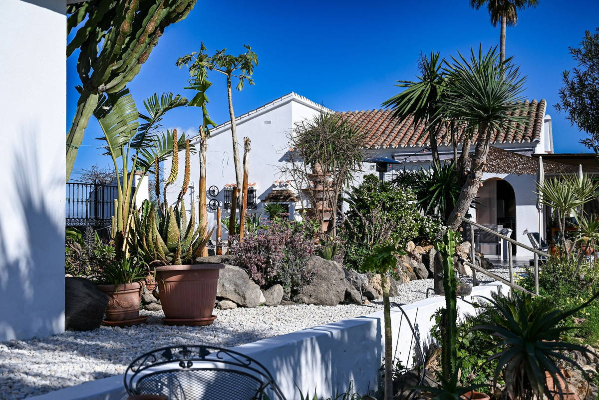 Huis te koop in Alhaurín de la Torre | 4 slaapkamers H5311393