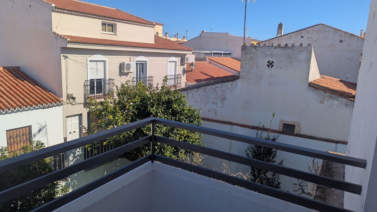 Property main view 60