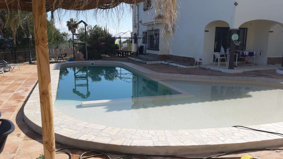 Huis te koop in Alhaurín de la Torre | 7 slaapkamers H5325451