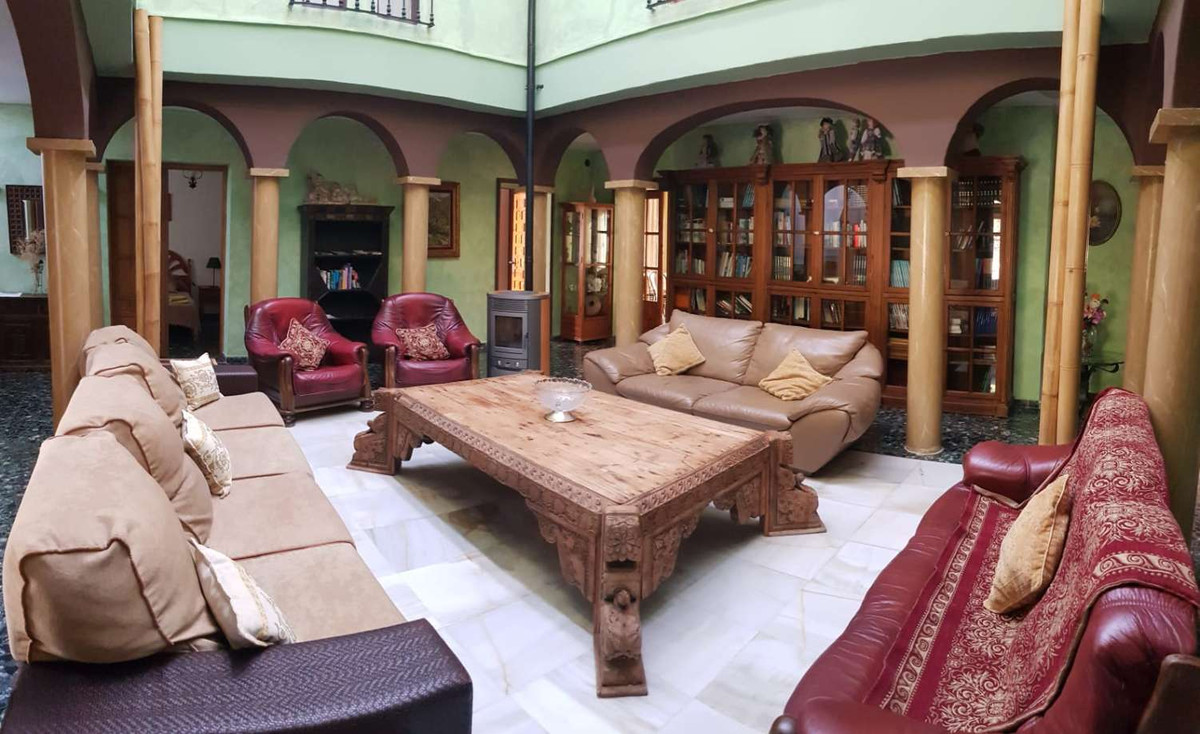 Huis te koop in Alhaurín de la Torre | 7 slaapkamers H5325451