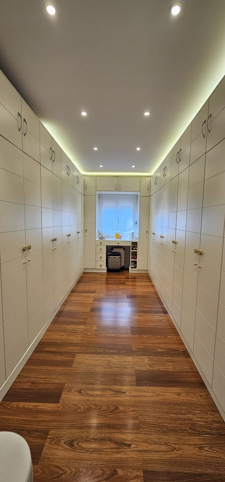 Property main view 33