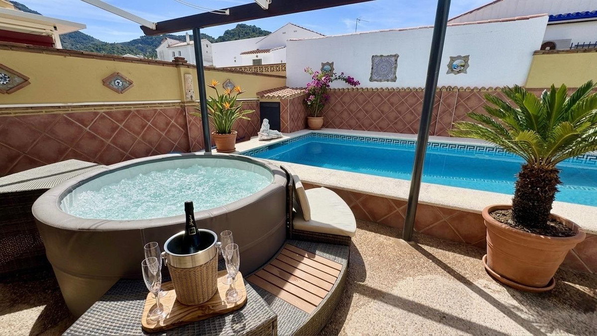 Property main view 4