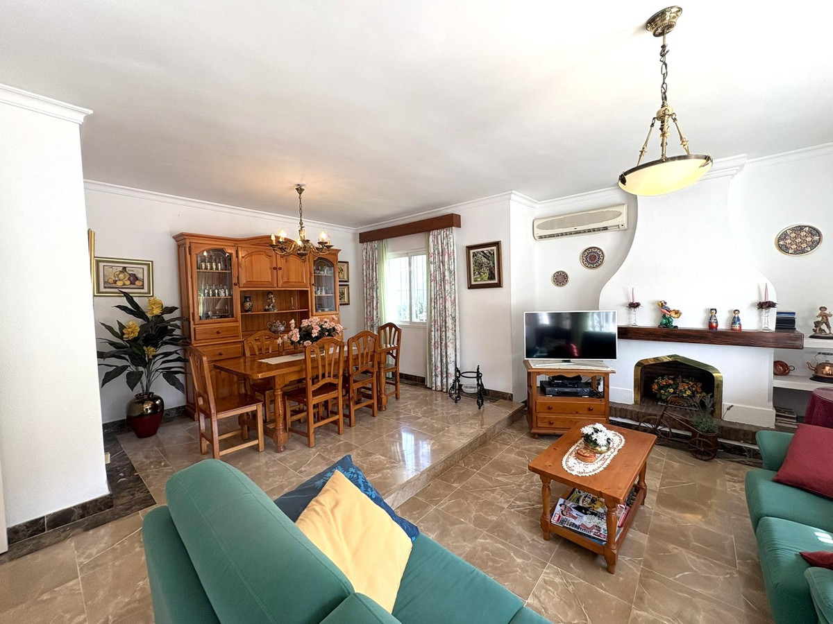 Huis te koop in Alhaurín de la Torre | 4 slaapkamers H5374444