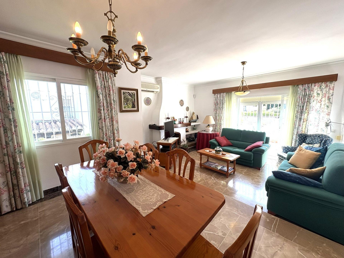 Huis te koop in Alhaurín de la Torre | 4 slaapkamers H5374444