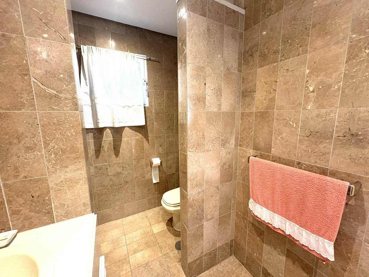 Huis te koop in Alhaurín de la Torre | 4 slaapkamers H5374444