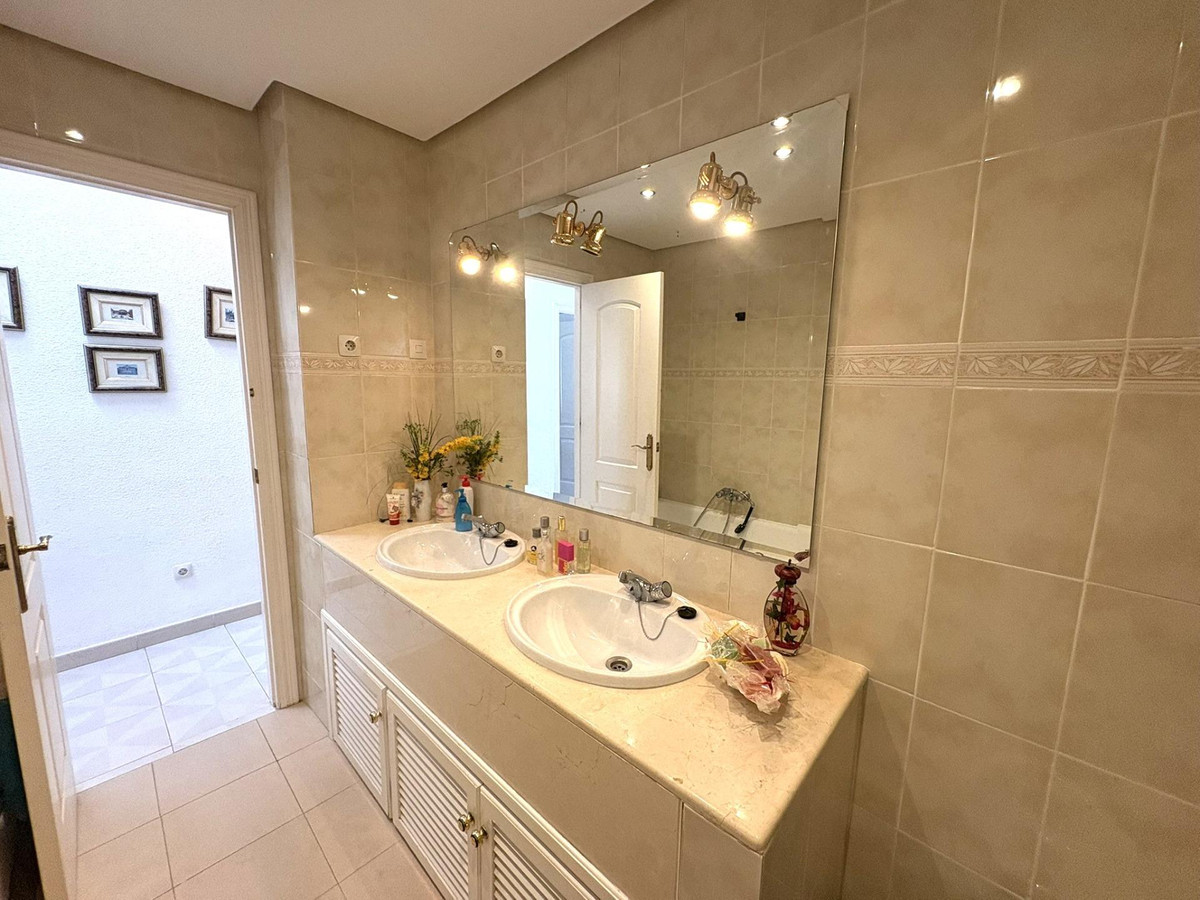 Huis te koop in Alhaurín de la Torre | 4 slaapkamers H5374444