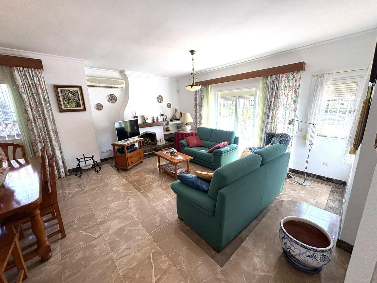 Huis te koop in Alhaurín de la Torre | 4 slaapkamers H5374444