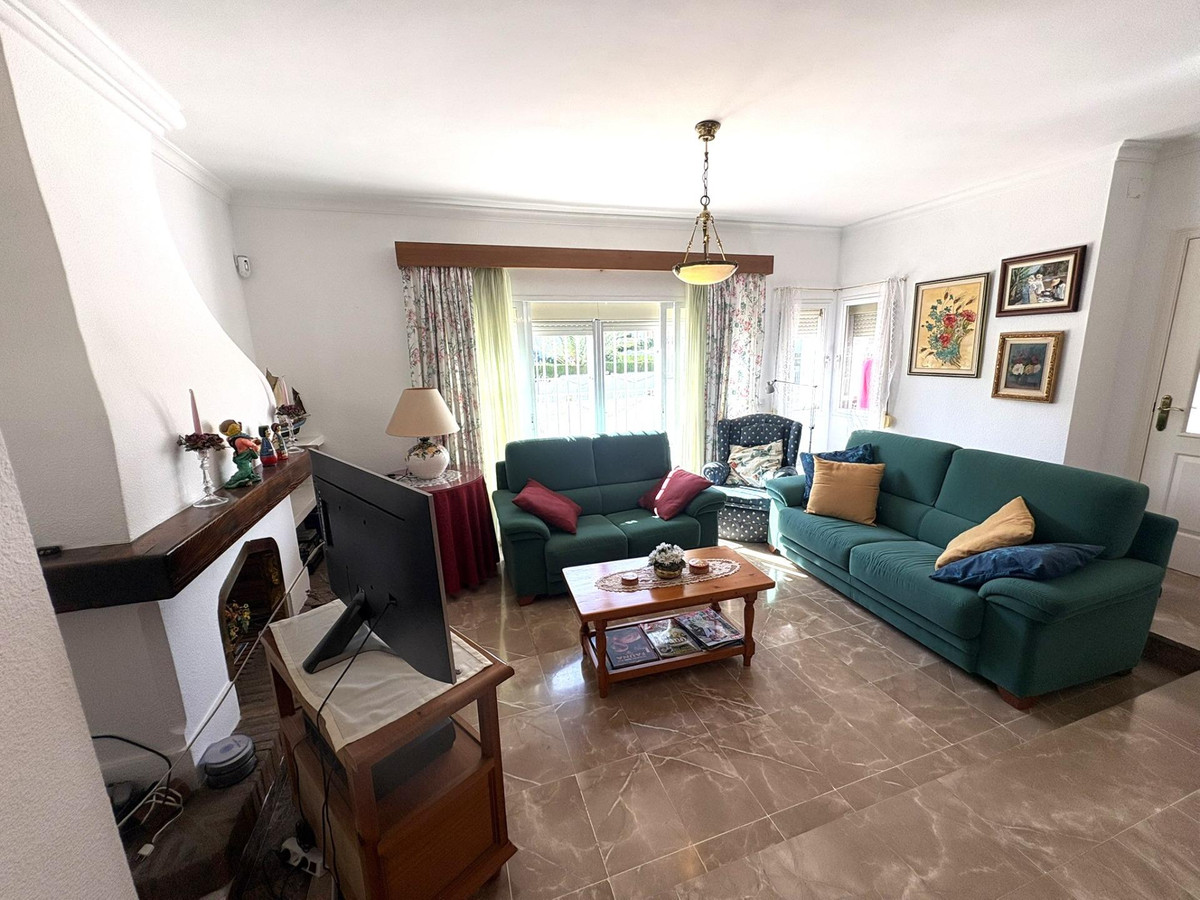 Huis te koop in Alhaurín de la Torre | 4 slaapkamers H5374444