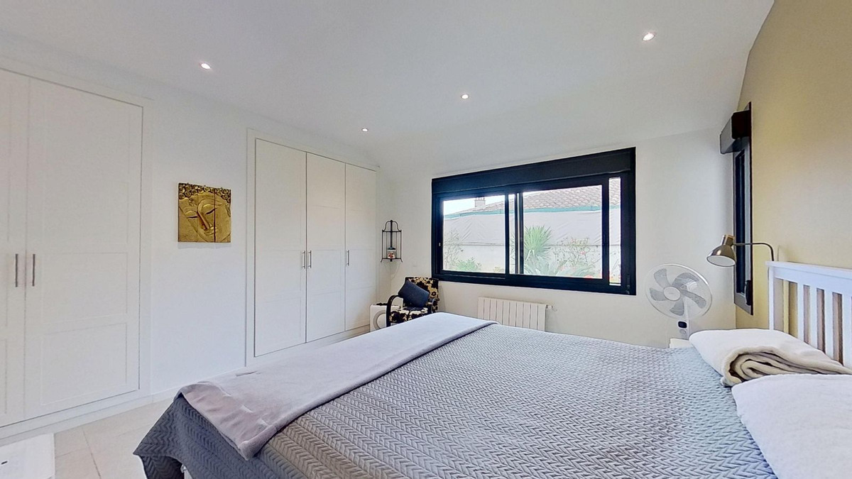 Huis te koop in Alhaurín de la Torre | 6 slaapkamers H5379880
