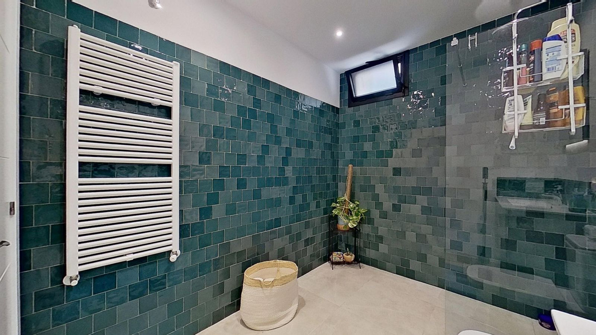 Huis te koop in Alhaurín de la Torre | 6 slaapkamers H5379880