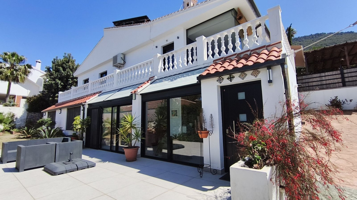 Huis te koop in Alhaurín de la Torre | 6 slaapkamers H5379880