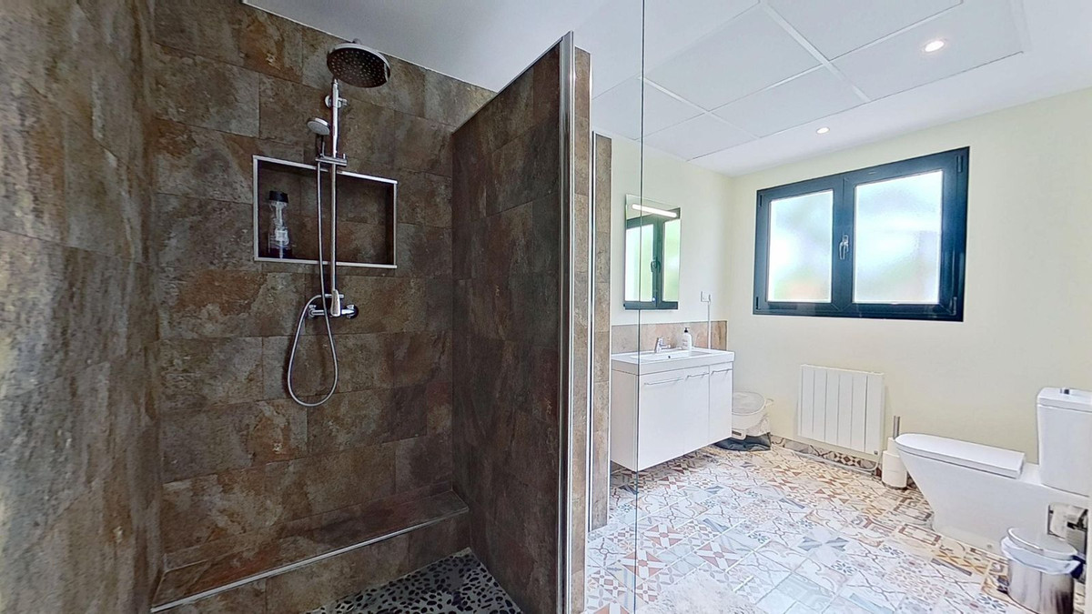 Huis te koop in Alhaurín de la Torre | 6 slaapkamers H5379880