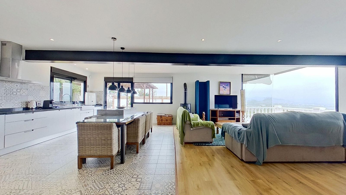Huis te koop in Alhaurín de la Torre | 6 slaapkamers H5379880