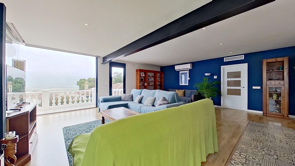Huis te koop in Alhaurín de la Torre | 6 slaapkamers H5379880