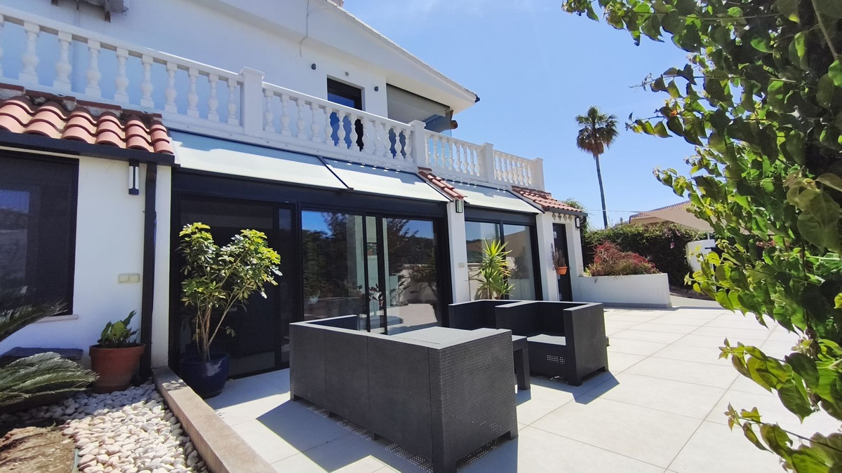 Huis te koop in Alhaurín de la Torre | 6 slaapkamers H5379880