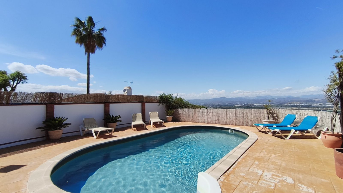 Huis te koop in Alhaurín de la Torre | 6 slaapkamers H5379880